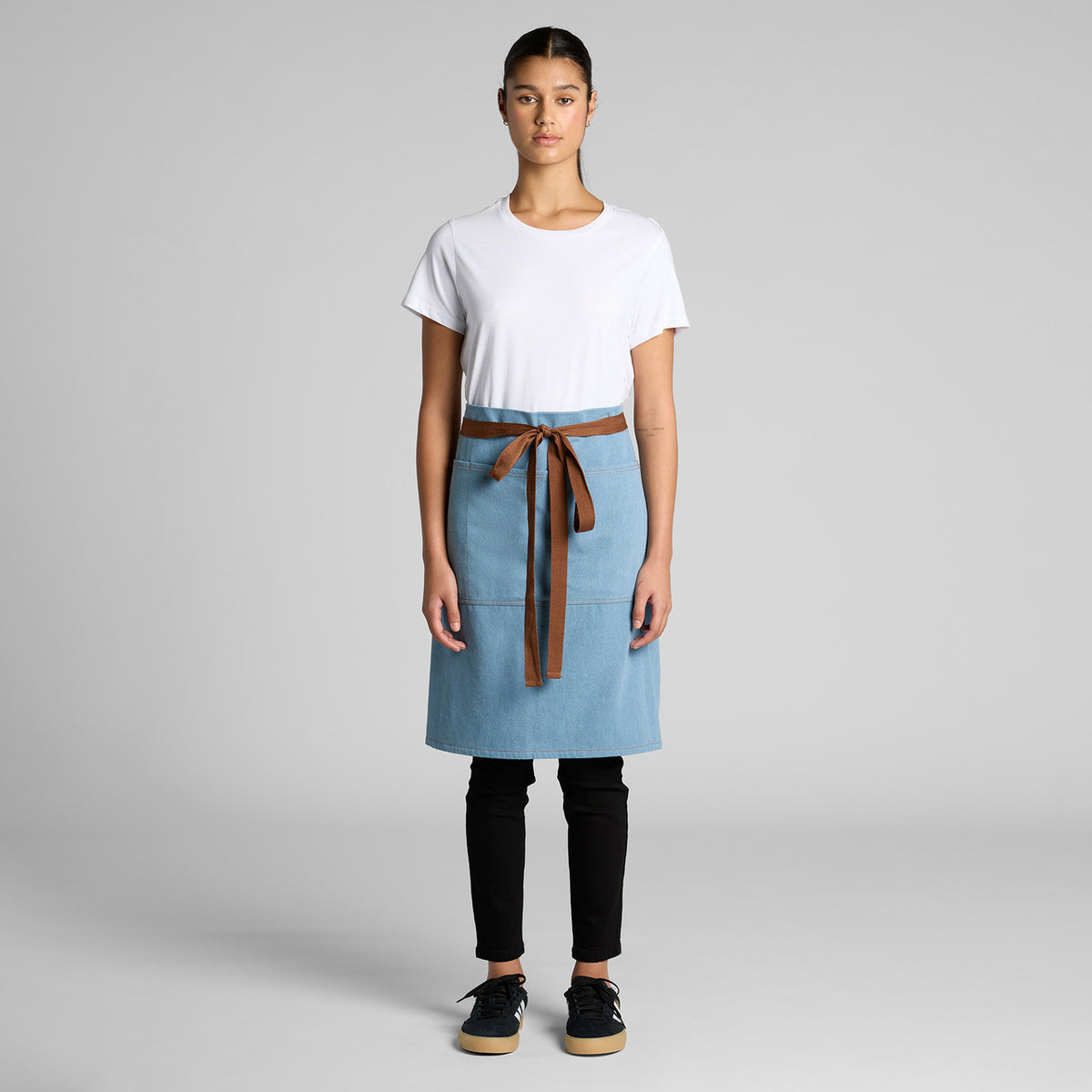AS Colour Denim Half Apron 1085 model image